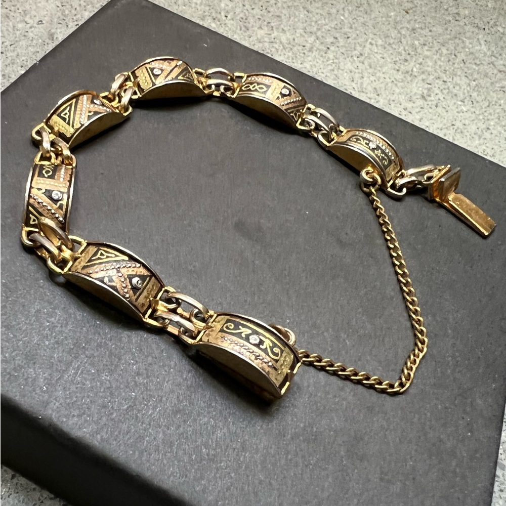 Antique ladies gold tone Victorian bracelet ~ one of a kind